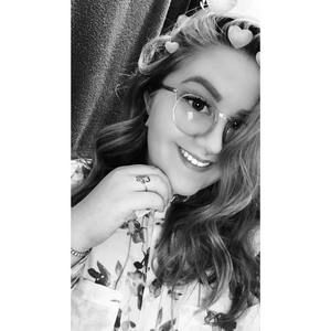 Meet your Posher, Thea